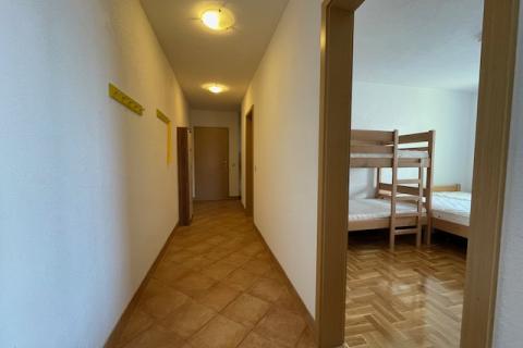 Insel Krk, Malinska, Wohnung mit Meerblick, Erdgeschoss, Parkplatz