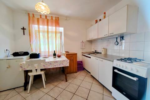 OTOK KRK,SOLINE kuća sa dva stana