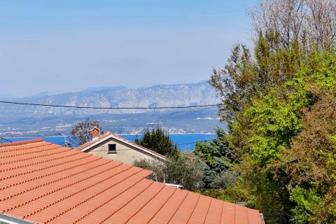 OTOK KRK,SOLINE kuća sa dva stana