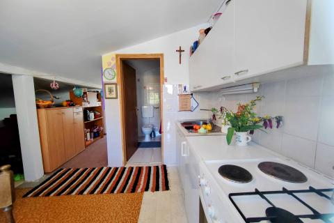 OTOK KRK,SOLINE kuća sa dva stana