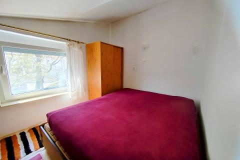 OTOK KRK,SOLINE kuća sa dva stana