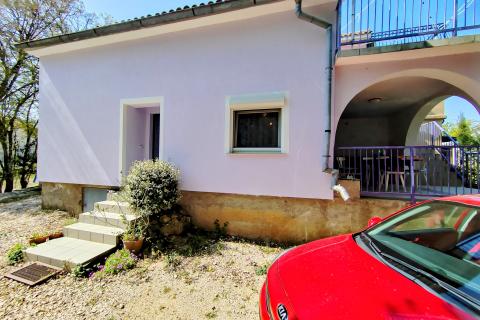 OTOK KRK,SOLINE kuća sa dva stana