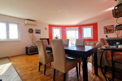 Flat/Appartement Karigador, Brtonigla, 55,20m2