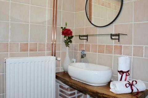 Istra,Kaštel-Vila s bazenom i apartmanska kuća