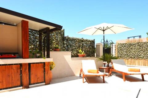 Istra,Kaštel-Vila s bazenom i apartmanska kuća