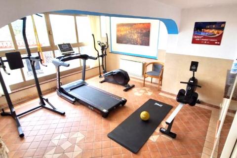 Istra,Kaštel-Vila s bazenom i apartmanska kuća