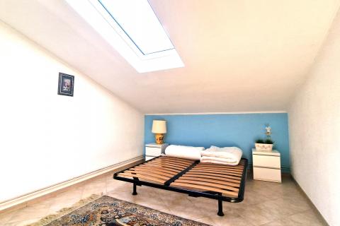 Istra,Kaštel-Vila s bazenom i apartmanska kuća