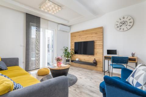 Istra,Valbandon,dvoetažni stan 500 m od mora