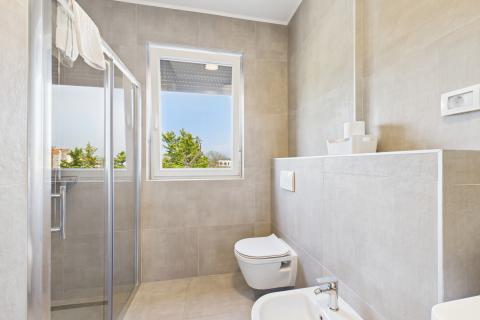 Pula,Štinjan-komforan dvosobni stan u novogradnji