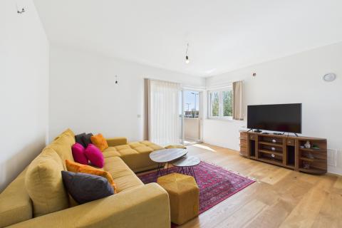 Istra,Vodnjan-kuća s 2 stana i pogledom prema moru