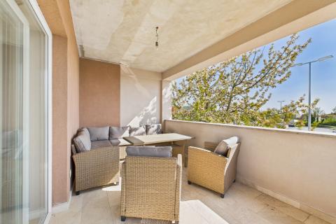 Istra,Vodnjan-kuća s 2 stana i pogledom prema moru