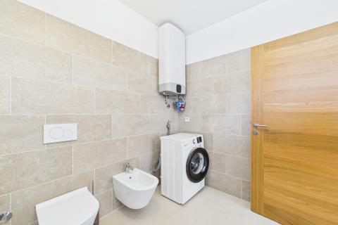 Istra,Vodnjan-kuća s 2 stana i pogledom prema moru