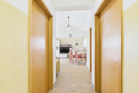 Istra,Vodnjan-kuća s 2 stana i pogledom prema moru