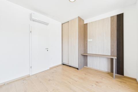 Istra,Medulin-dvosobni stan u novogradnji,150m od plaže