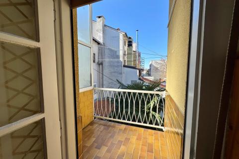 Crikvenica- kuća sa 4 apartmana u strogom centru grada