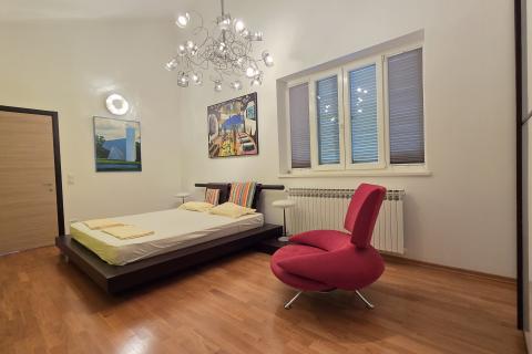 Istra, Peroj - dvoetažan komforan stan 