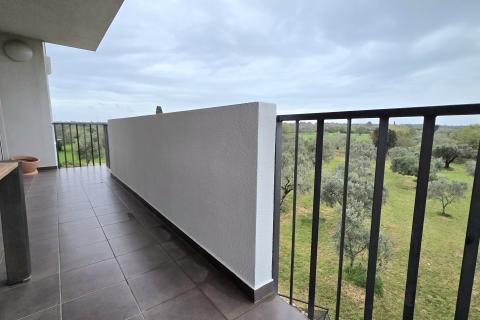 Istra, Peroj - dvoetažan komforan stan 