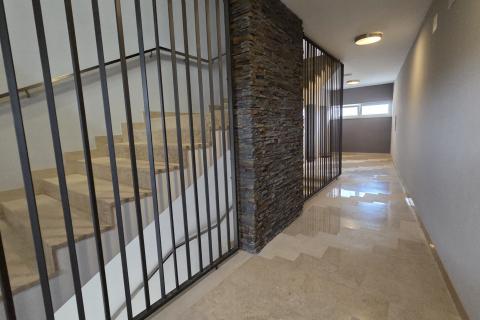 Istra, Peroj - dvoetažan komforan stan 