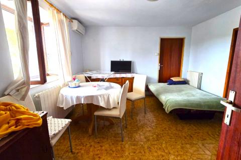 Istria, Rovigno – 9 km, Casa, Giardino, Strada Tranquilla