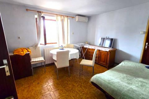 Istria, Rovigno – 9 km, Casa, Giardino, Strada Tranquilla