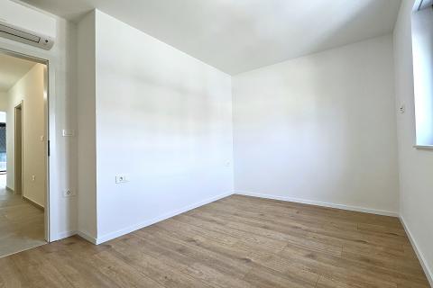 Istra, Umag okolica- stan u novogradnji, pogled more