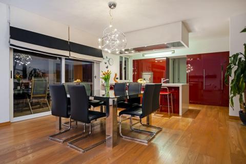 Istra, Rovinj – 7 km, Luksuzna vila, mirna lokacija – Parcela 1719 m²