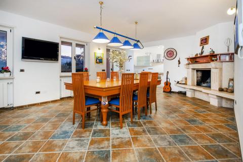 Istra, Rovinj – 7 km, Luksuzna vila, mirna lokacija – Parcela 1719 m²