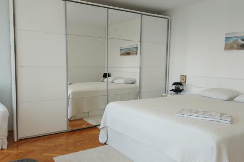 Kostrena - kuća s pogledom na more - najam