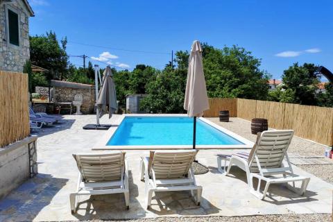 Casa Malinska, Malinska-Dubašnica, 100m2