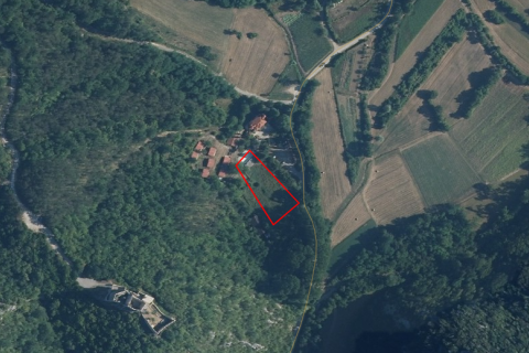 Buzet, Zonti - građevinsko zemljište turističke i dr namjene