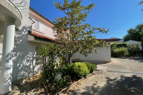 Haus Milčetići, Malinska-Dubašnica, 320m2