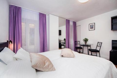 Istria, Rovinj, 2 Studios on 1st Floor, Quiet Street