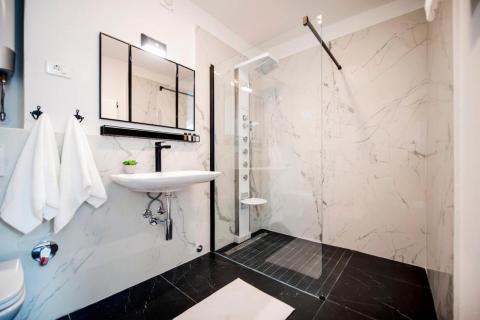 Istria, Rovinj, 2 Studios on 1st Floor, Quiet Street