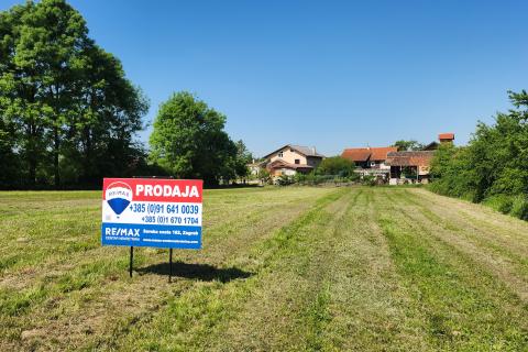 Building plot Centar Ivanić-Grad, Ivanić-Grad, 2.434m2