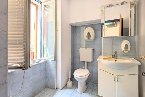 Rovinj - stan za renovaciju u centru starog grada