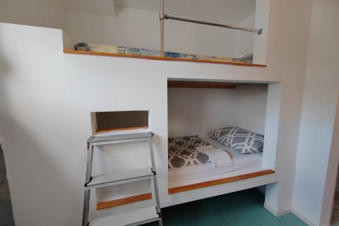 Uhodan turistički objekt na prodaju – Otok Krk, blizina plaže