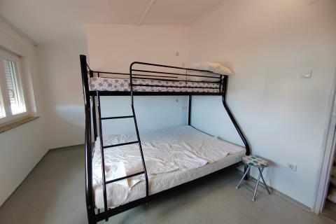 Uhodan turistički objekt na prodaju – Otok Krk, blizina plaže