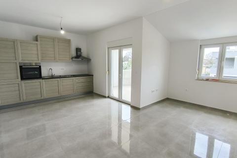 Istra, Šišan - stan za dugoročni najam, 90m2, 3 spavaće sobe