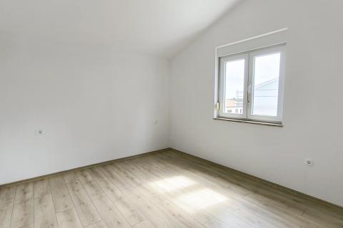 Istra, Šišan - stan za dugoročni najam, 90m2, 3 spavaće sobe