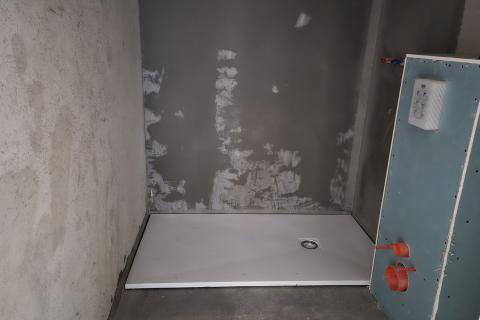 Istra, Žminj okolica - djelomično adaptirana kuća sa dvorištem