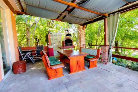 OTOK KRK-Oaza mira u srcu prirode