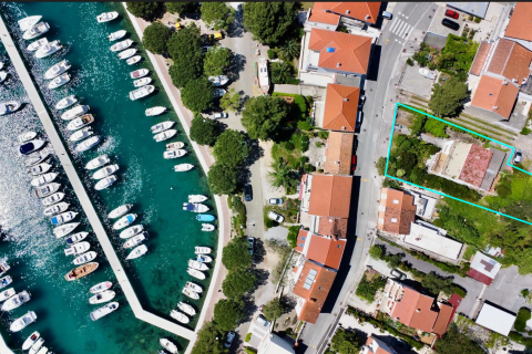 Crikvenica, centar - stara vila na atraktivnoj lokaciji