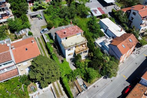 Crikvenica, centar - stara vila na atraktivnoj lokaciji