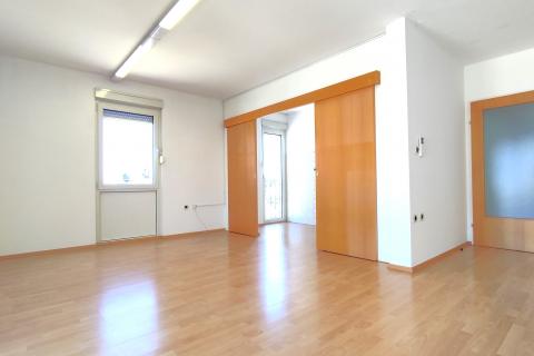 Istra,Umag,stan u centru s pogledom na more