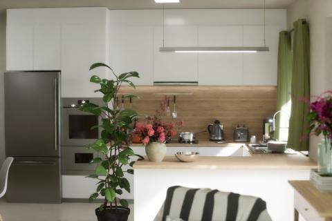 Istra, Poreč-dvosobni stan u novogradnji s pogledom na more i bazenom