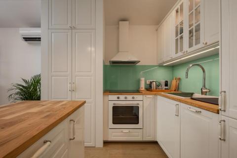 Condo/Apartment Opatija - Centar, Opatija, 57m2