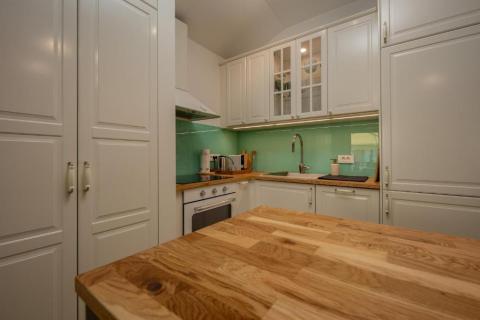 Condo/Apartment Opatija - Centar, Opatija, 57m2