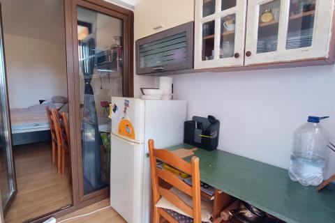 Istra, Rovinj - Višestambena kuća s 5 stambenih jedinica, dvorištem i pogledom na zelenilo