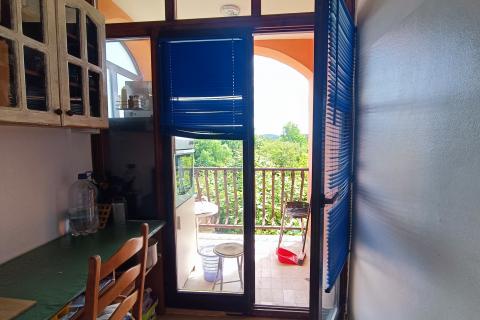 Istra, Rovinj - Višestambena kuća s 5 stambenih jedinica, dvorištem i pogledom na zelenilo