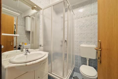 Crikvenica,Dramalj- dvosoban stan u prizemlju 150m od mora 